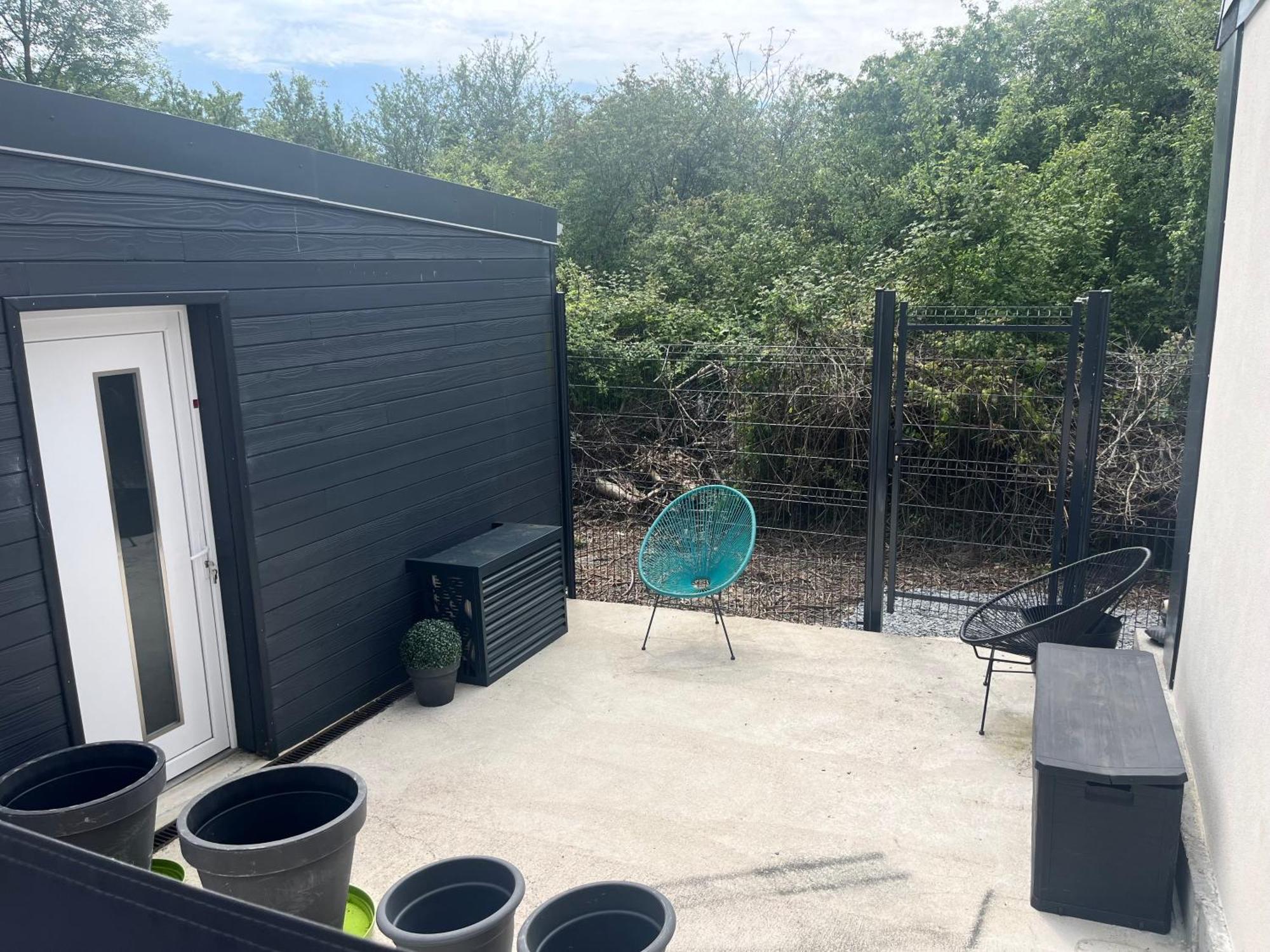 Apartamento Dependance Prive Saint-Thibault-des-Vignes Exterior foto